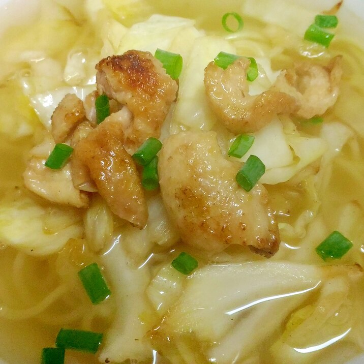 鶏油でコクUP　塩ラーメン